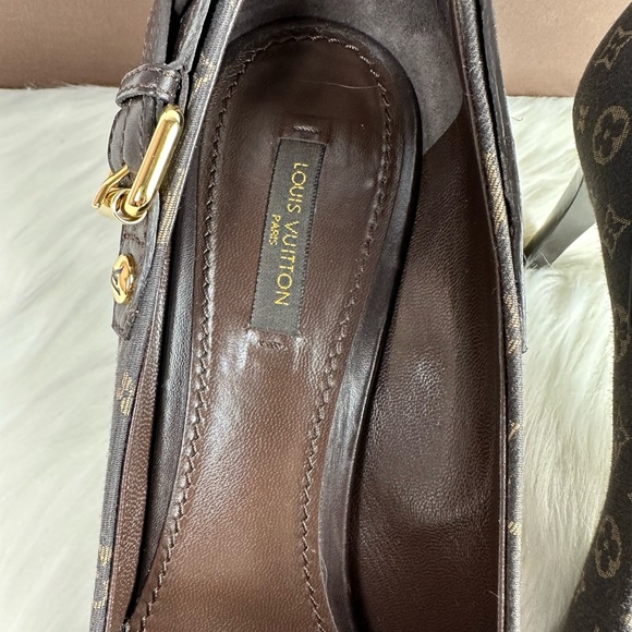 Louis Vuitton Brown Monogram Pumps Sz 39.5 - Picture 2 of 9